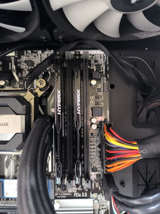 PC Desktop – i3 / 16GB RAM / SSD 512GB M. 2/ Corsair