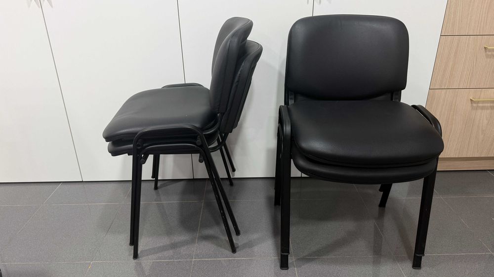4 Cadeiras de Escritório – Mesa de Reuniões ou Sala de Espera | Preta