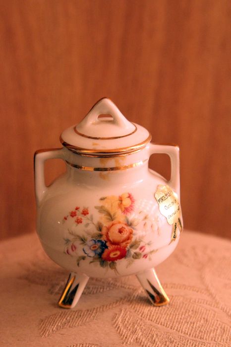 Peça em porcelana PV Porto de Mós