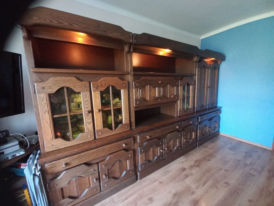 Meblościanka dębowa plus dwa fotele