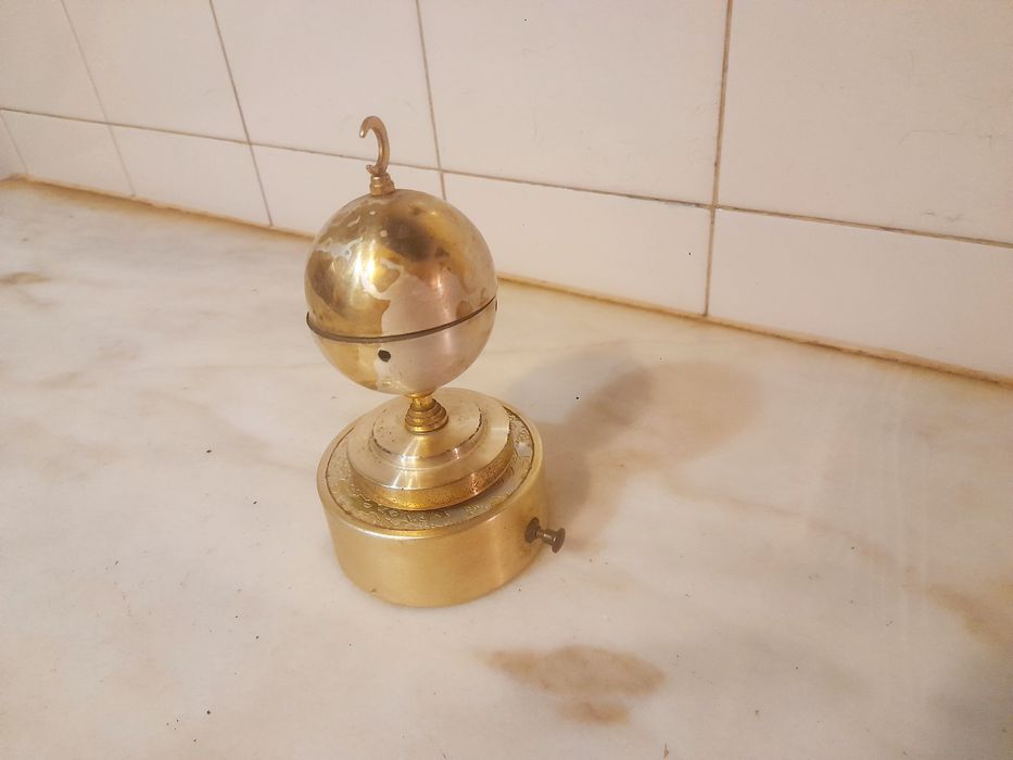 Isqueiro com Caixa de Música Vintage