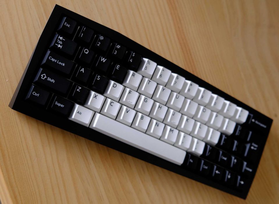 Teclado Mecanico B&W custom/feito á mão