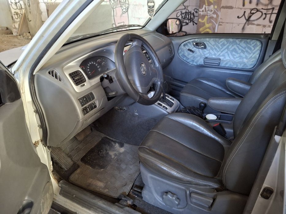 Suzuki vitara витара позашляховик