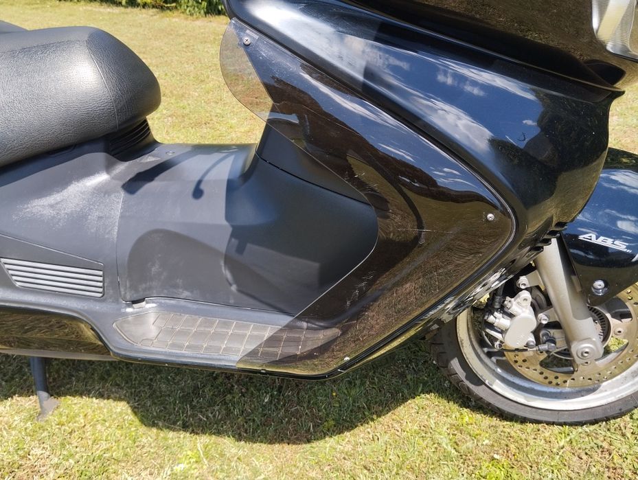 Suzuki Burgman 650 Executive em excelente estado