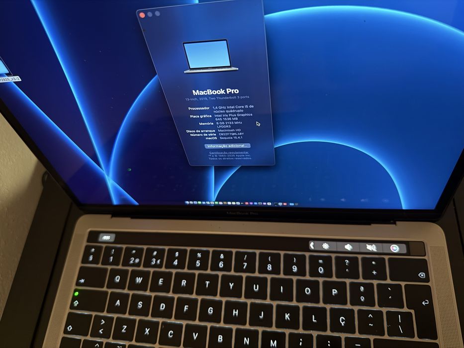 MacBook Pro 13-inch, 2019, Two Thunderbolt 3 ports