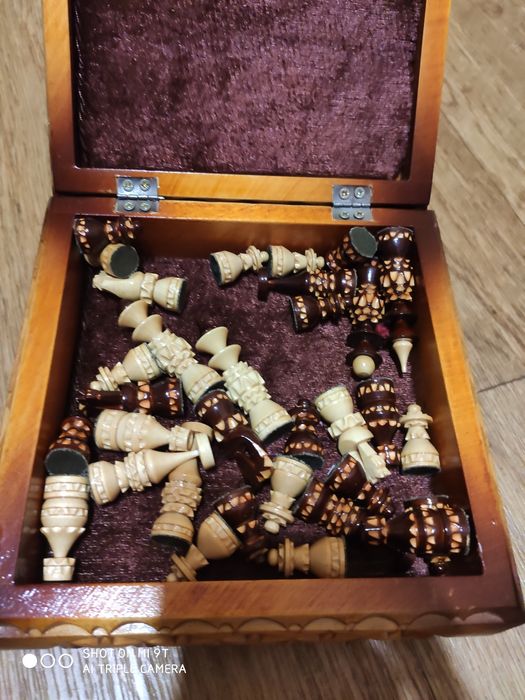 Сувенир, подарочные шахматы деревянные