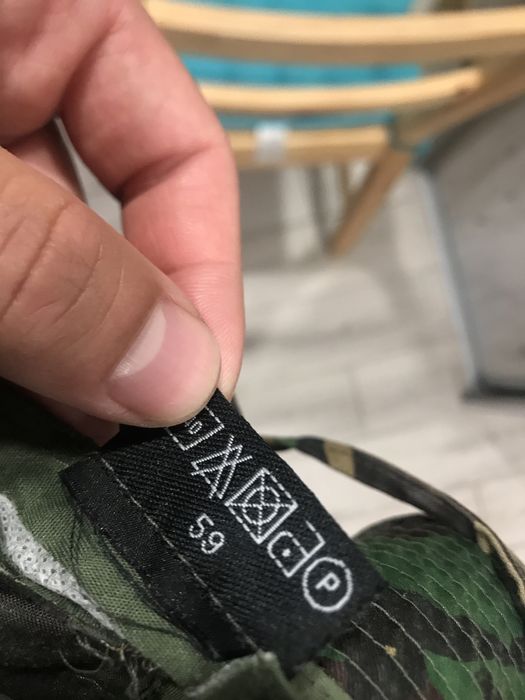 Kapelusz w kamuflarzu uk brytyjskim