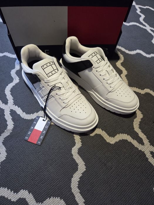 Tommy Jeans Sneakersy  r.39 plus skarpetki 3 pack