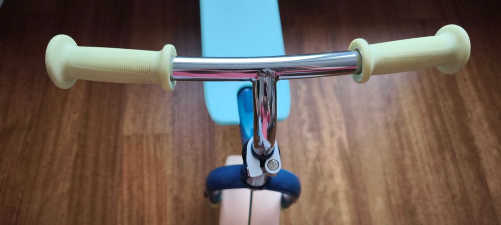 Triciclo de Aprendizagem Evolutivo (primeira bicicleta)