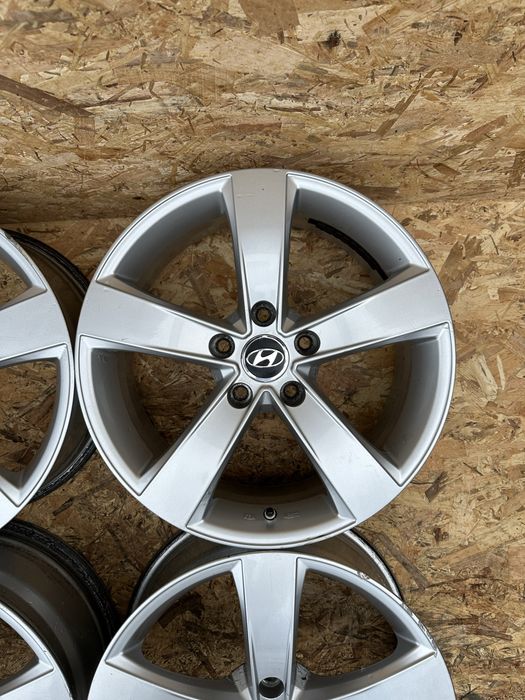 Диски5.114.3 R17 ET50 ЦО(діа)67.1 титани диски