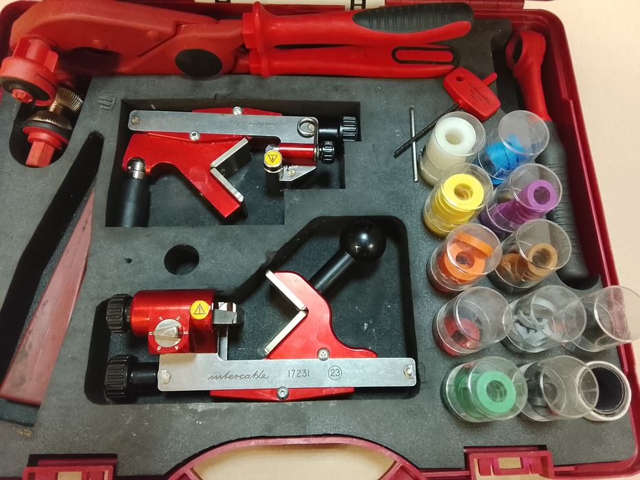 Zestaw Narzędzi do obróbki Kabli Intercable