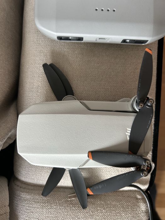 Drone DJI mini 4k - novo acessorios ainda por abrir