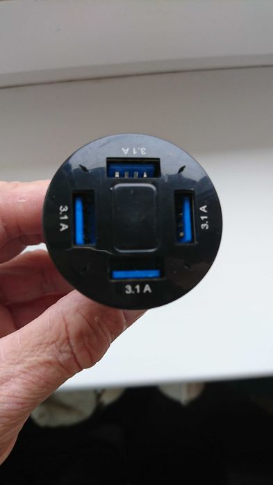 Устройство с 4 USB портами