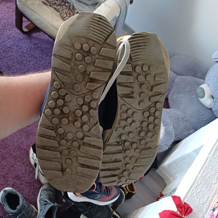 Кросовки кожаные 44(45) размер