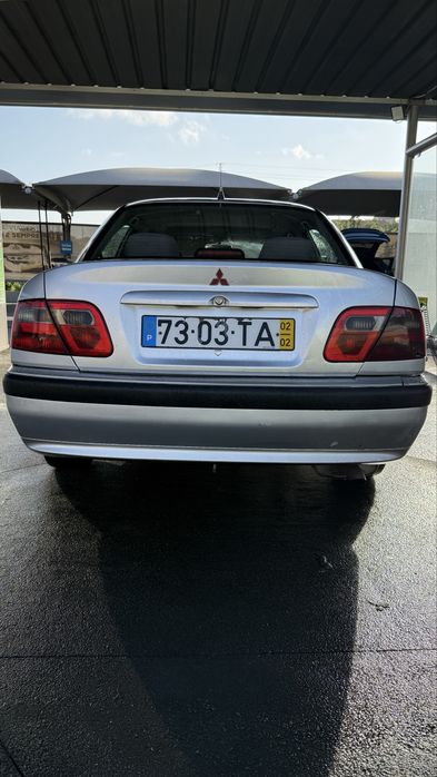 Mitsubishi carisma