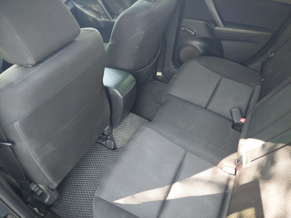 Продам мазду 3 2009 р.
