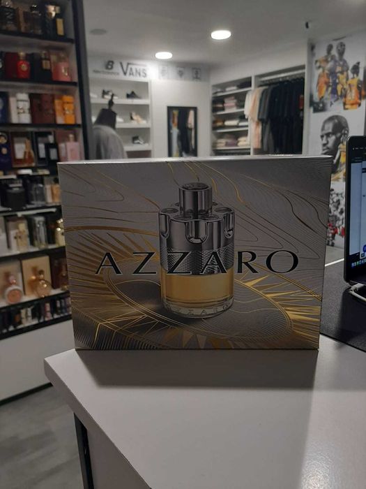 Perfume Azzaro Wanted Coffret (Original))