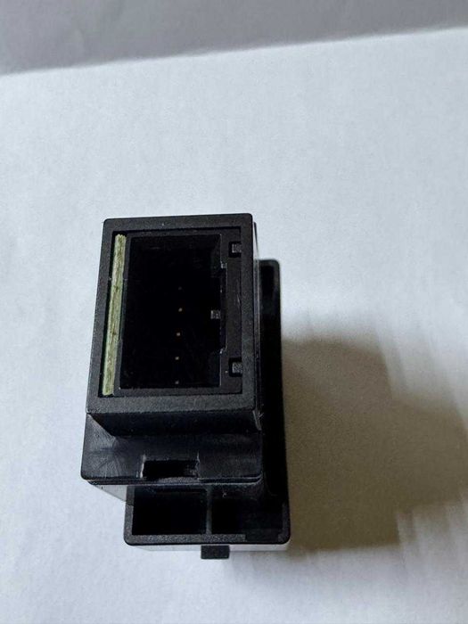 Вмикач протитуманних фар Mitsubishi