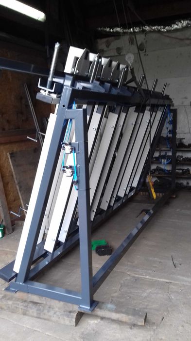 Prasa stolarska pneumatyczna