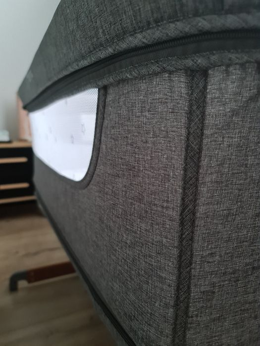 Dostawka, kojec Momi