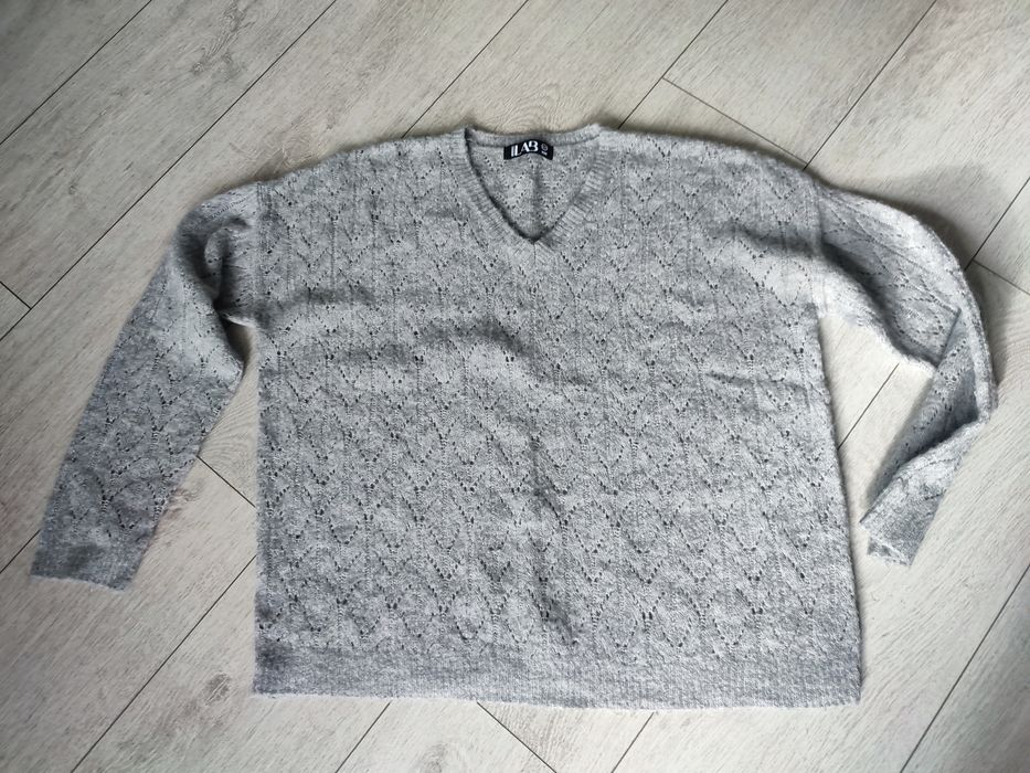 Sweter ażurowy LAB