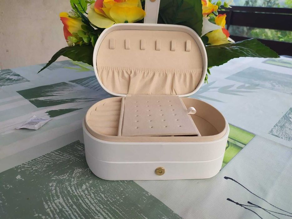 Wielopoziomowy duży kuferek szkatulka organizer na biżuterię PREZENT