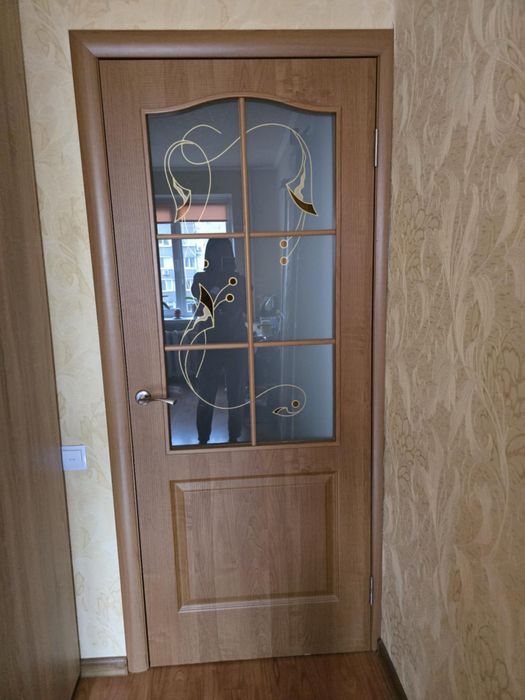 Продам комнатные двери
