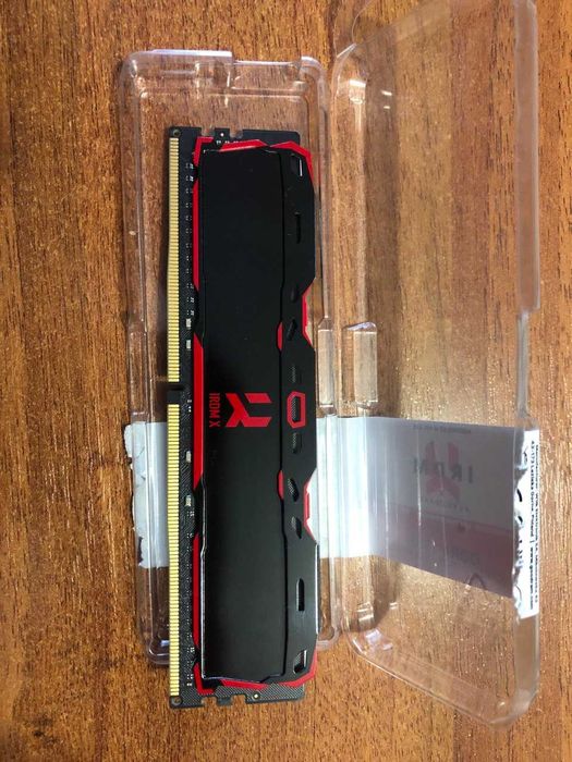 Модуль пам'яті GOODRAM IRDM X DDR4 3200MHz 16GB / Гарантiя до 21.08.28