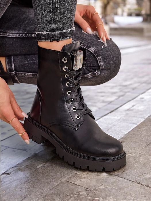 2 KOLORY 36 37 38 workery 39 40 41 botki glany z kamieniem sznurowane