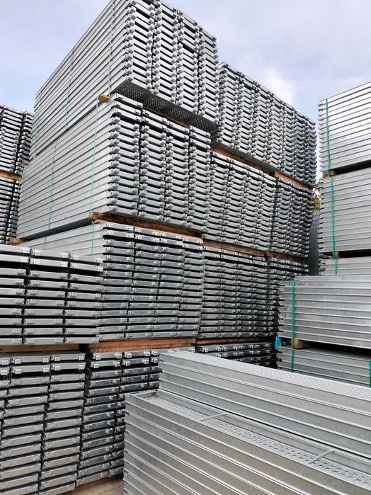 Rusztowanie modułowe choinkowe 157 m2 typ rotax altrad L73