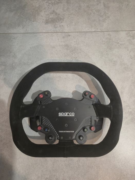 Obręcz thrustmaster sparco p310