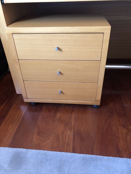 Secretaria mais mesa de apoio