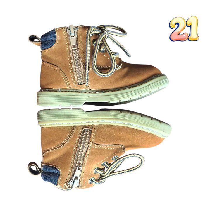 Botas Castanhas Zippy 21
