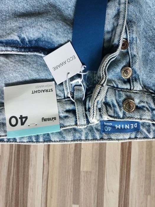 Nowe jeansy Sinsay rozmiar L 40 wysoki stan prosta nogawka