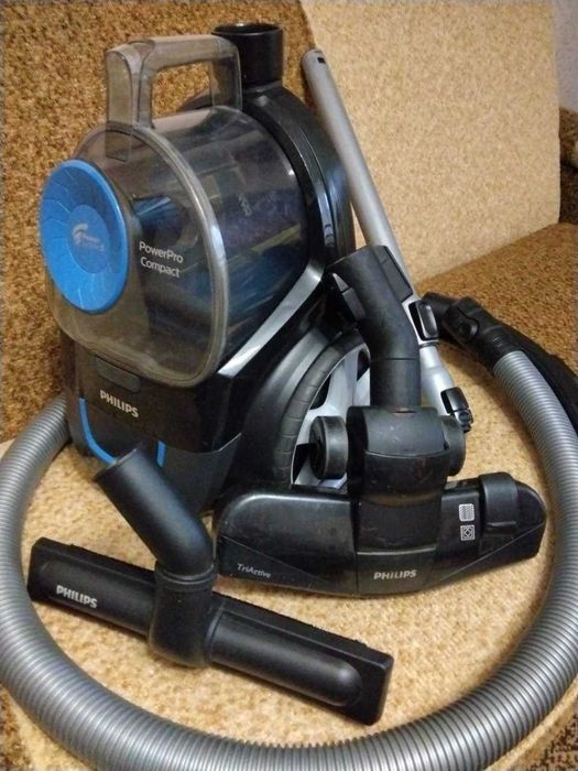 Продам пилосос Philips