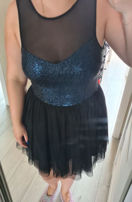 Sukienka cropp czarna z tiulem siateczka cekinami granatowa krótka