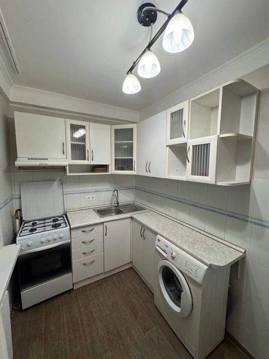 Чудова 1-кімнатна квартира (45м2) по вул. Кирилівська 115/2, Куренівка