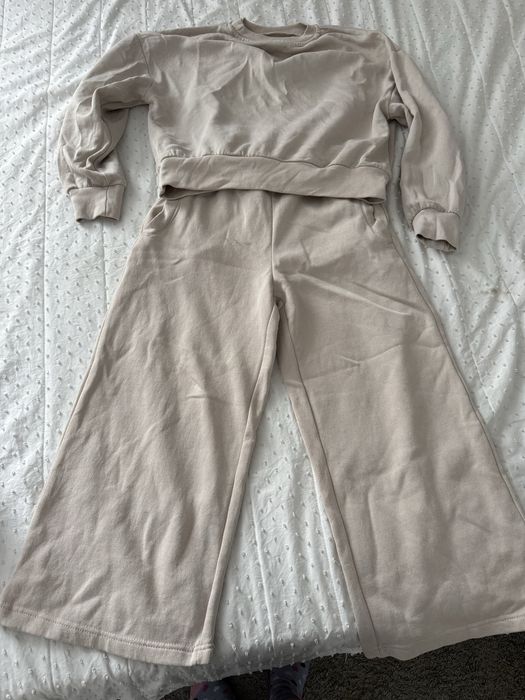 Спортивний костюм для дівчинки