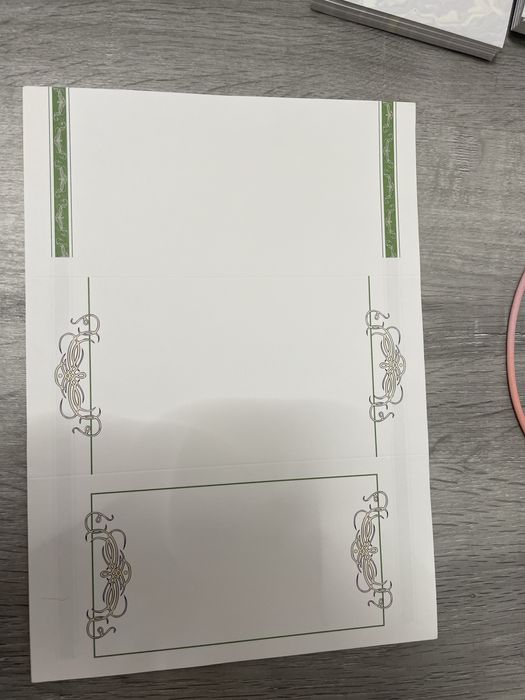 Papelaria, envelopes, convites e papel A4