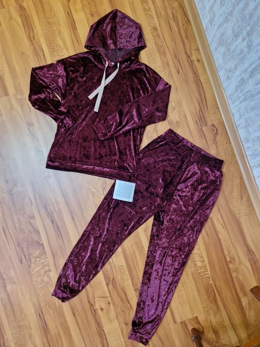 Велюровий костюм