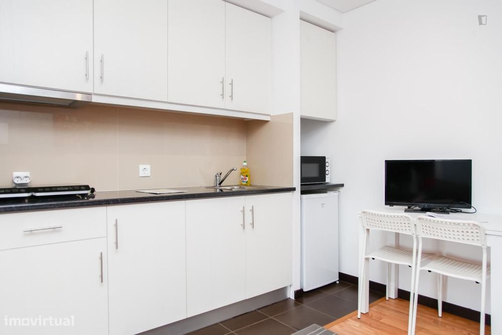 Apartamento com 1 quartos - localizado em  Coimbra
