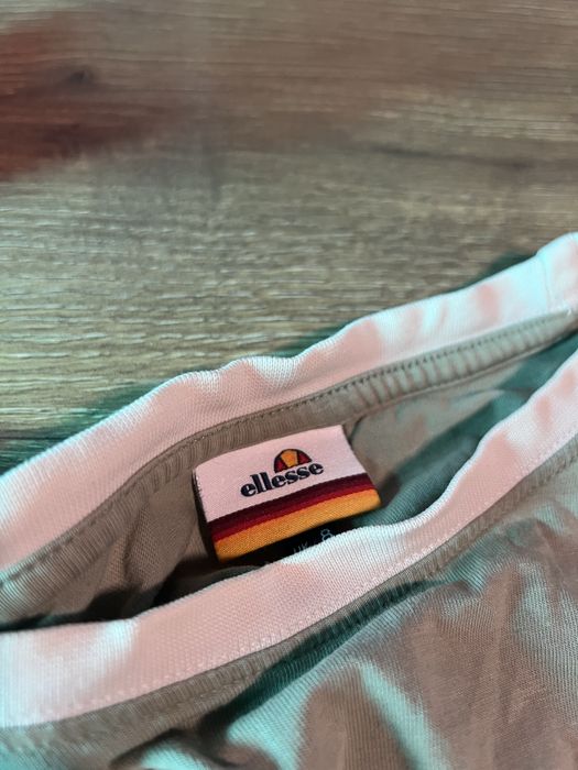 Продам топ ellesse
