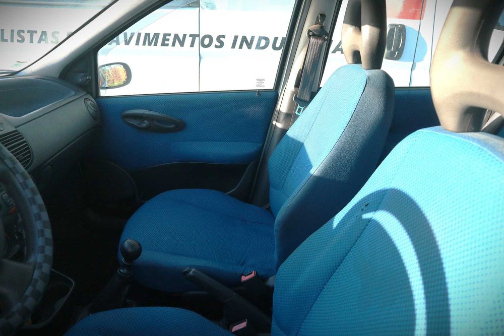 Fiat Punto 2001 com 111 000 km — photo 3