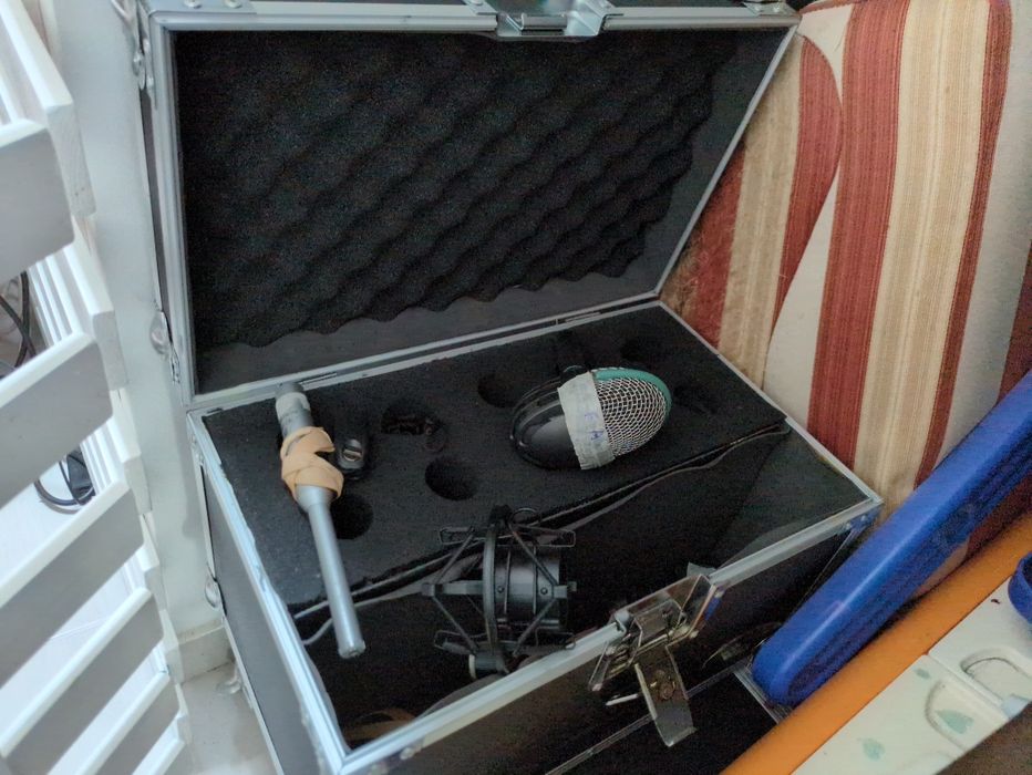 Microfone de bombo ou baixo Akg d112