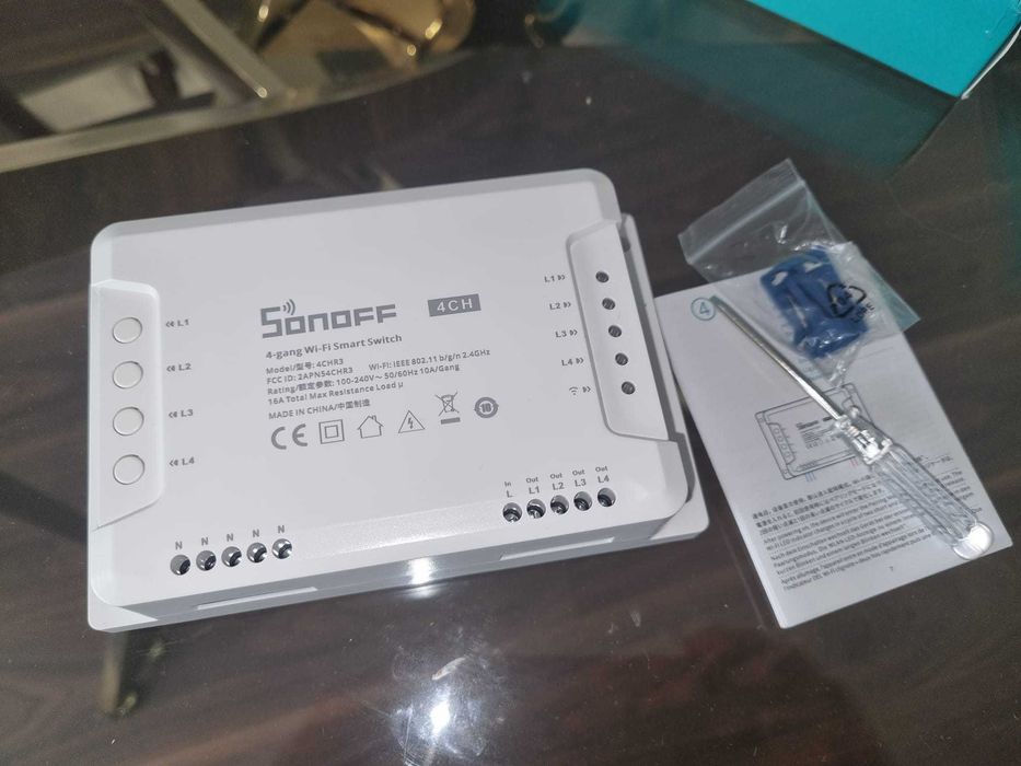 Sonoff 4CH - Interruptor WiFi RF 4 Canais Inteligente  (conjunto de 2)