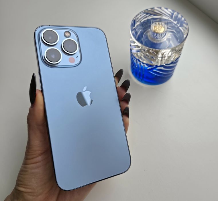 Новый Iphone 13 Pro r-sim