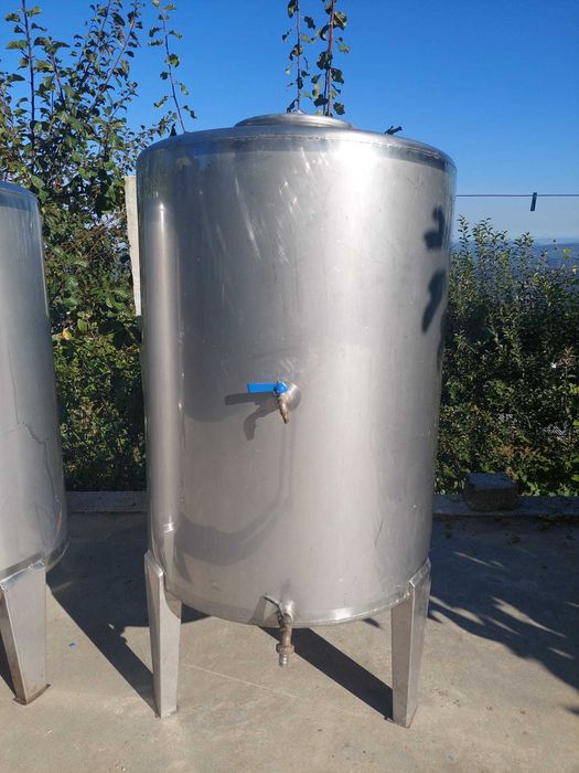 3 Cubas INOX, 2x350L e 1x500L (Muito pouco uso)