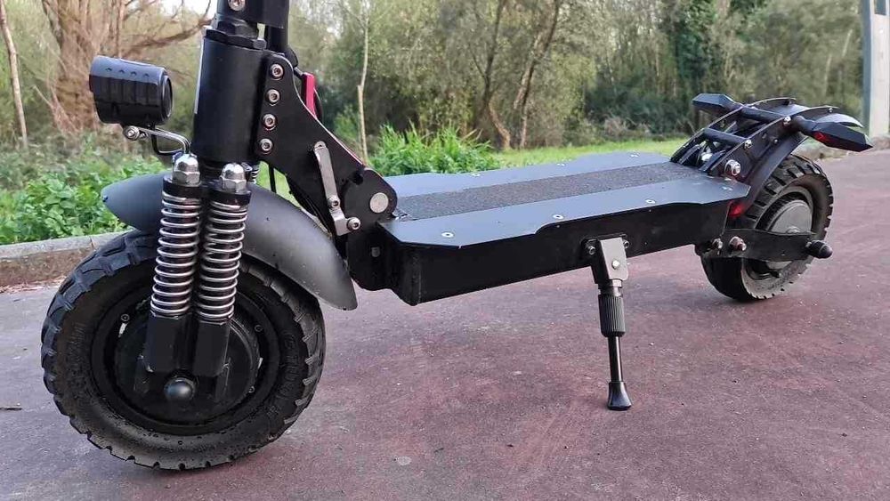 Trotinete scooter elétrica 60v 2400w (1200x2), 22Ah c/ alarme