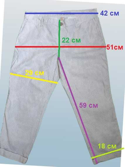 Укороченные джинсы-герлфренды из ткани с мелкой полоской от бренда GAP