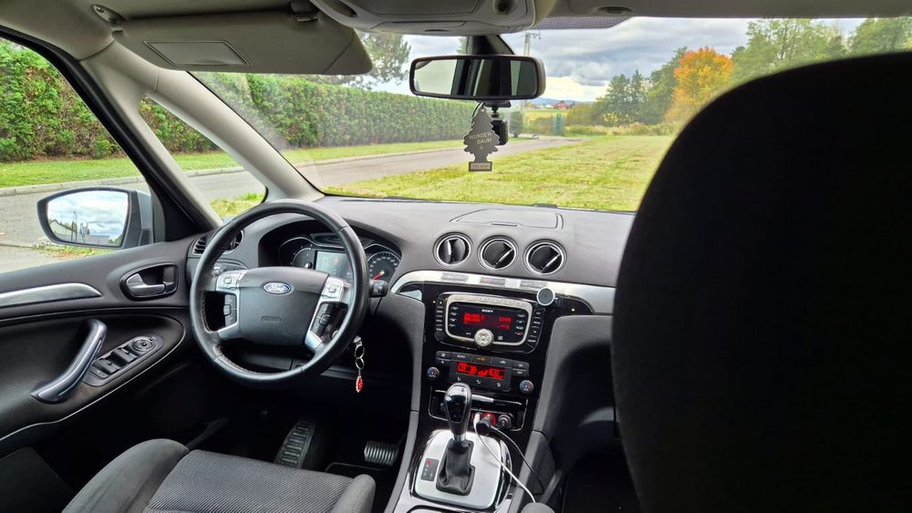 Ford S-MAX 2.0 TDCi 140 KM, automat, niski przebieg